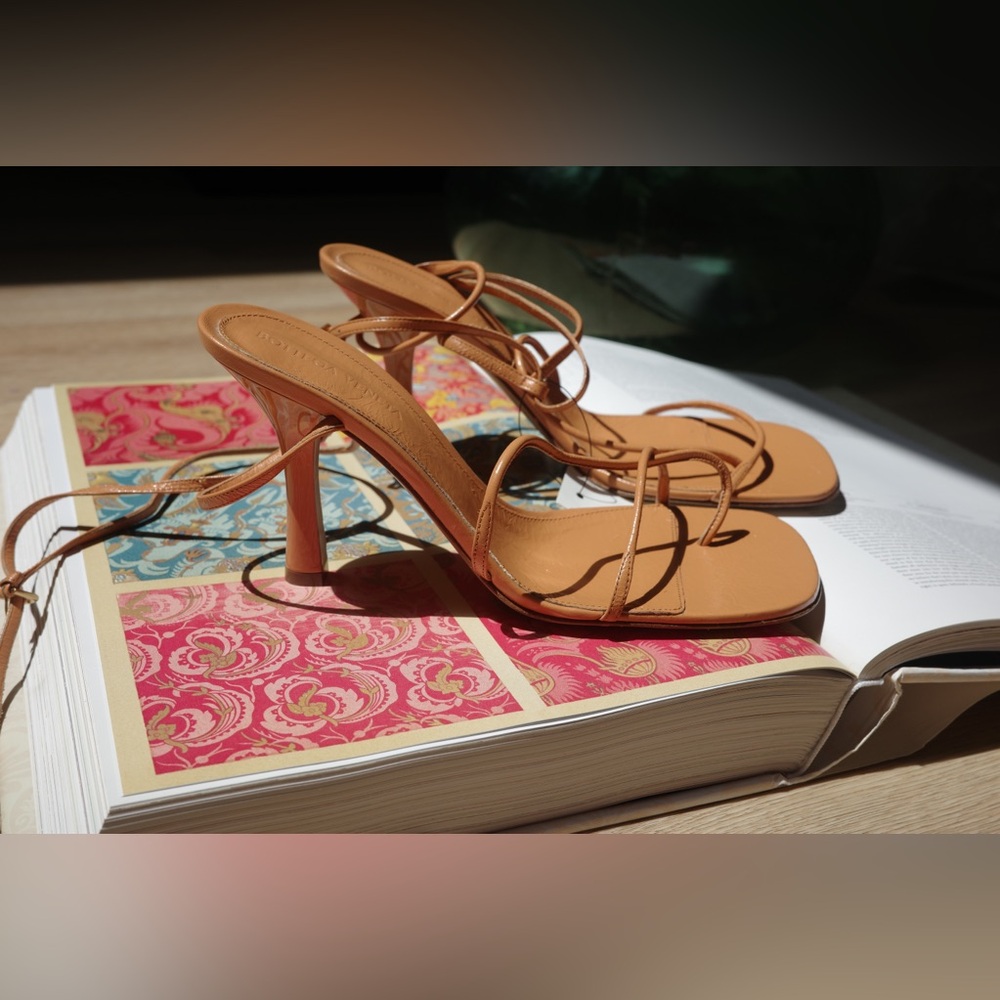 BOTTEGA Veneta brown hottest Sandals size 38/5 8.5 - Picture 4 of 7